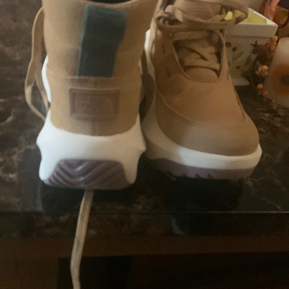 Stylish Tan Sneakers